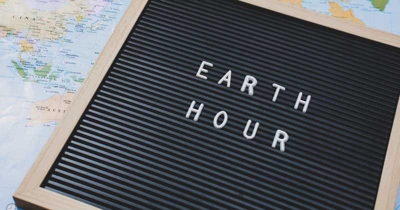 Durex vine cu o reclamă foarte mișto pentru Earth Hour