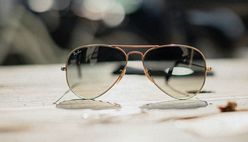 Ochelarii de soare Tommy Hilfiger – Merită cumpărați?
